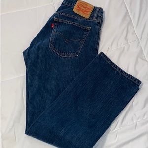 Levis